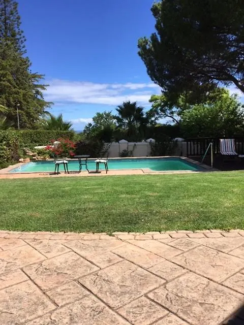 Golf And Garden Guesthouse Somerset West Affittacamere