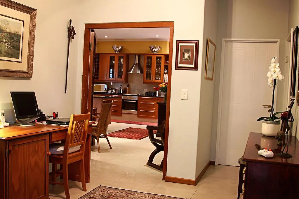Golf And Garden Guesthouse Somerset West Affittacamere
